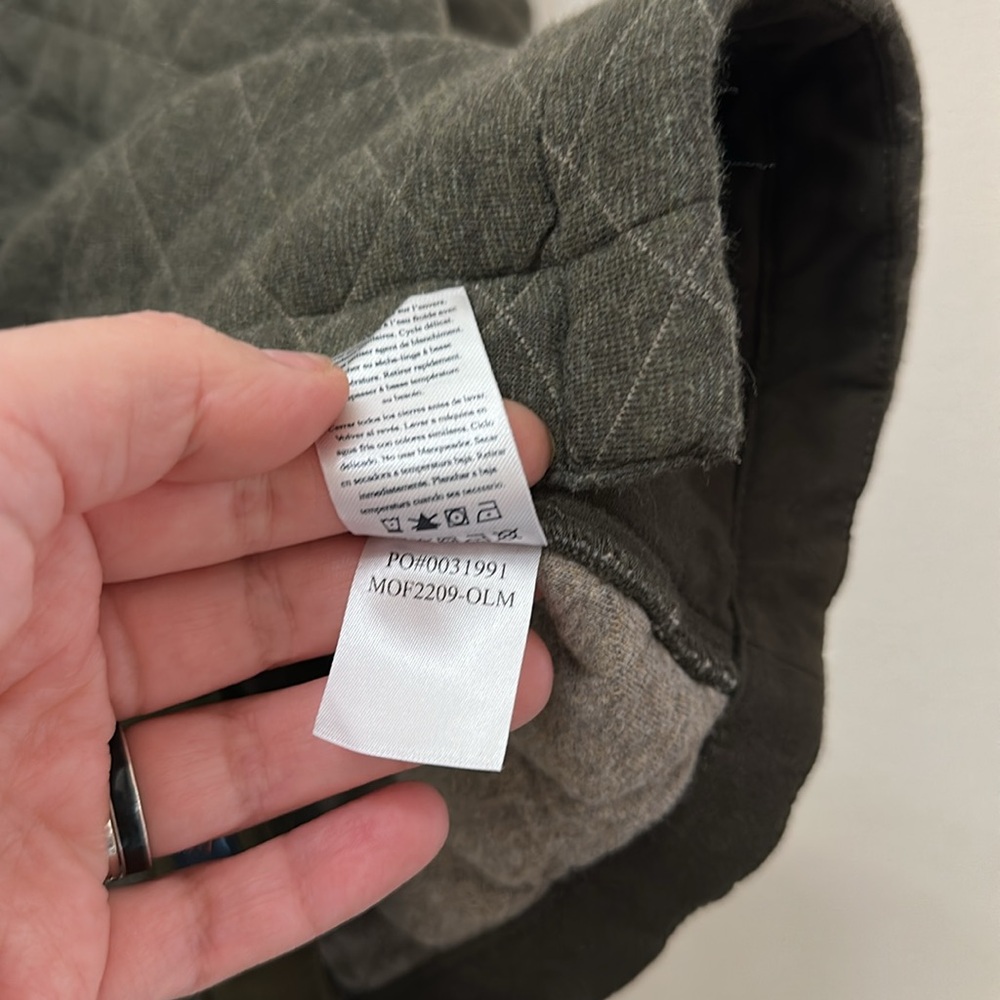 Faherty Quilted Button Down Jacket - image 5